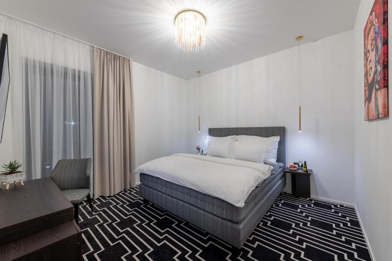 Hotel Zemplen Michalovce Esterno foto