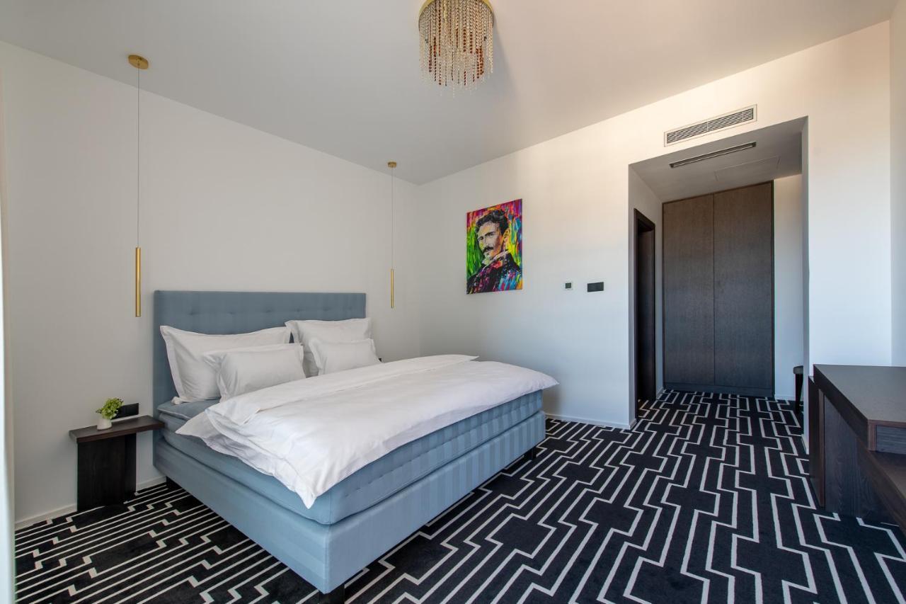 Hotel Zemplen Michalovce Esterno foto